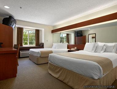 Microtel Inn & Suites By Wyndham Cherokee Zimmer foto